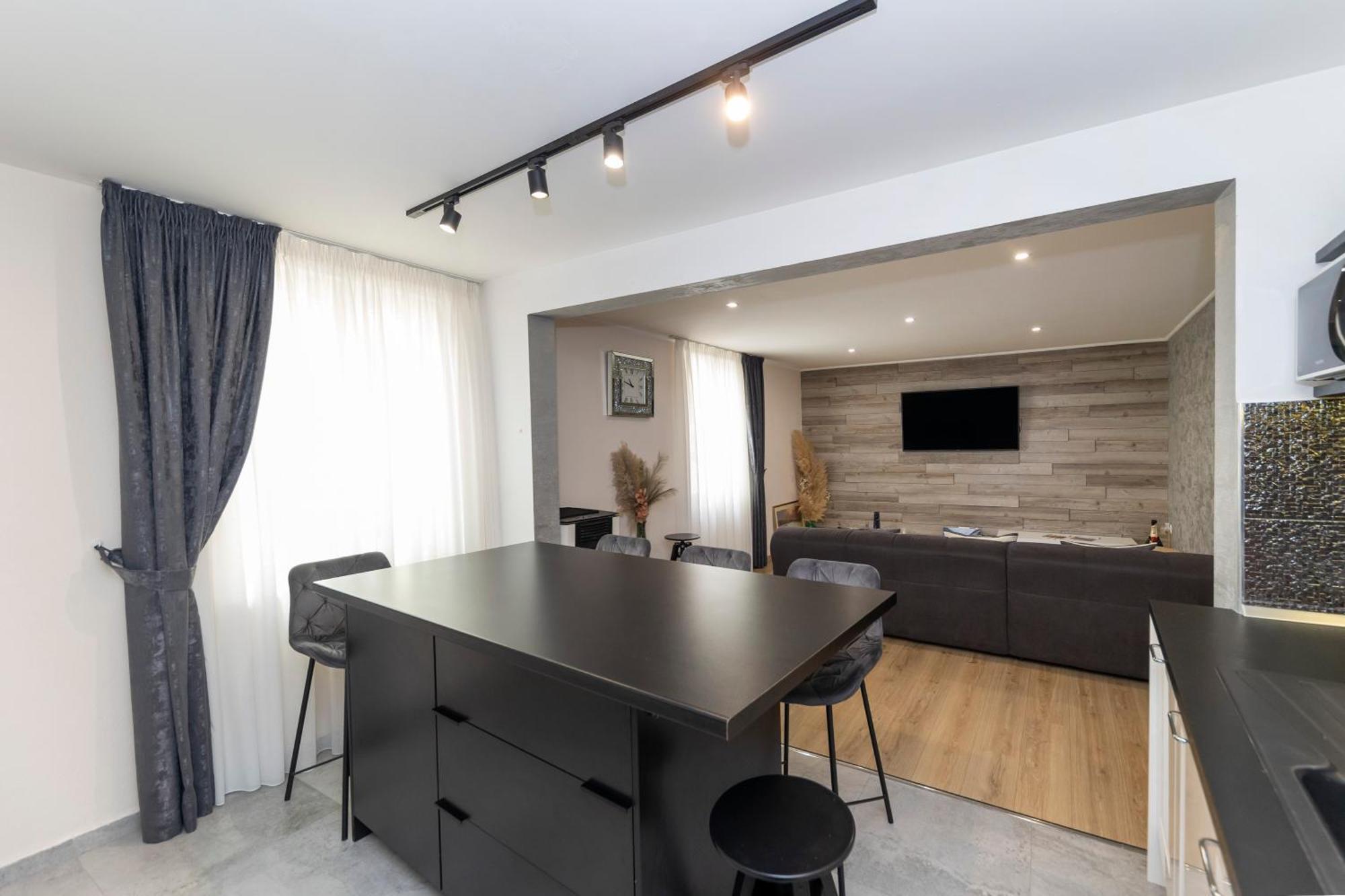 Nikky 2Br Apt. In Old Town Centre Zadar Exterior photo